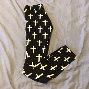Cross leggings